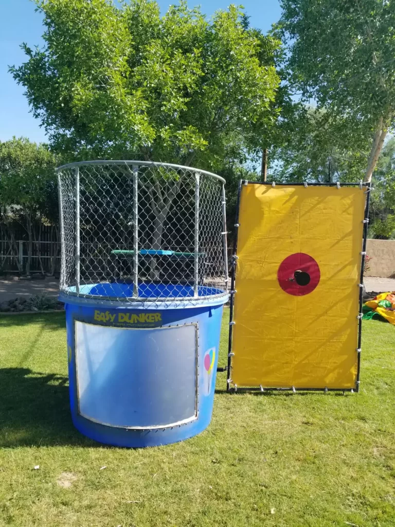 Dunk Tanks - Impacto Party Rental